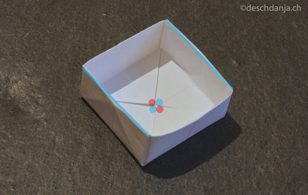 Papierbox12 bearbeitet beschriftet web