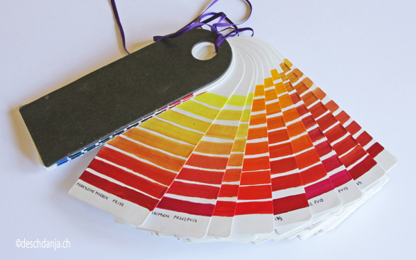 Farbfaecher gelb-rot