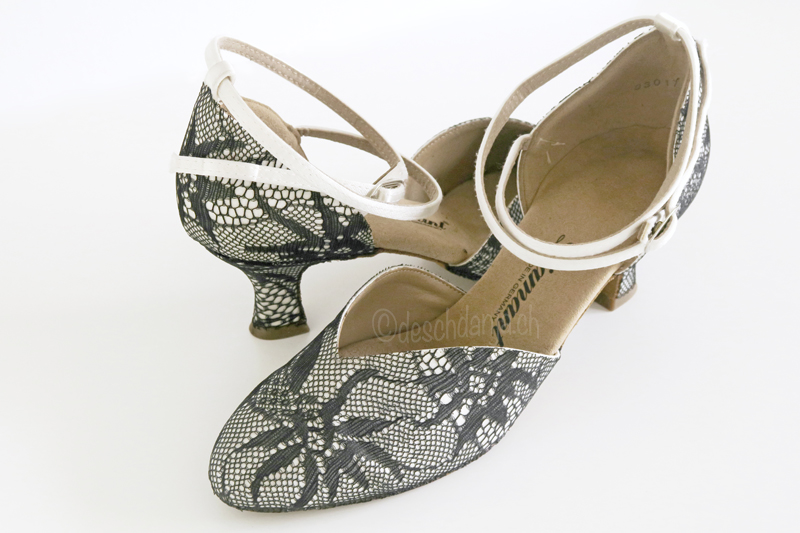 Spitzenschuhe