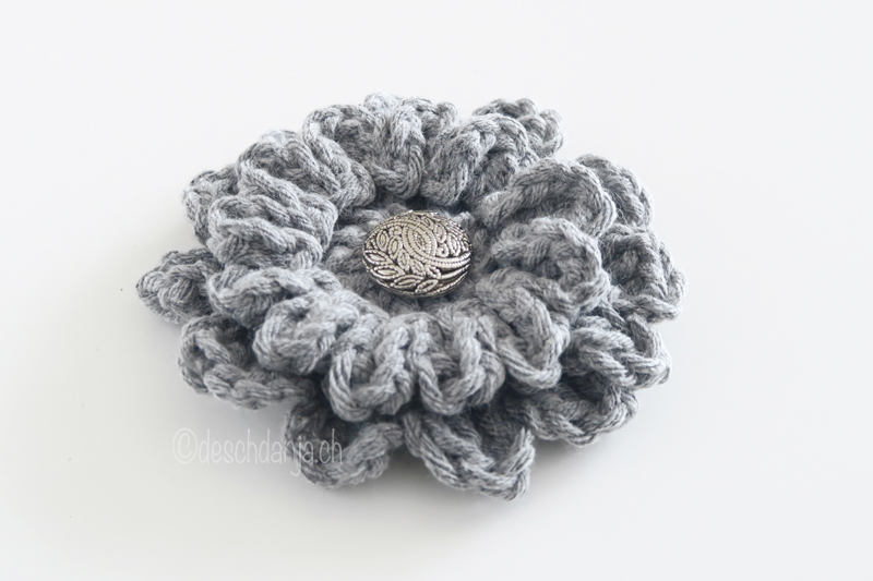 Geh&auml;kelte Blume